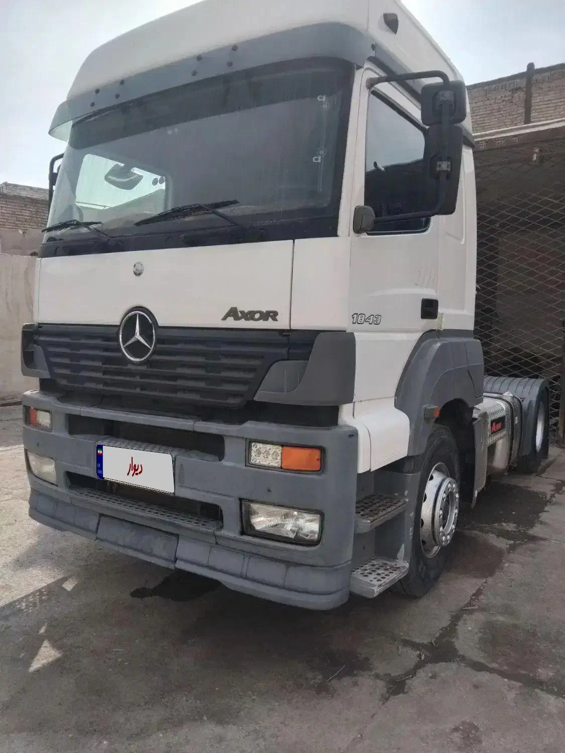 آکسور|خودرو سنگین|تربت‌حیدریه, رباط سفلی|دیوار