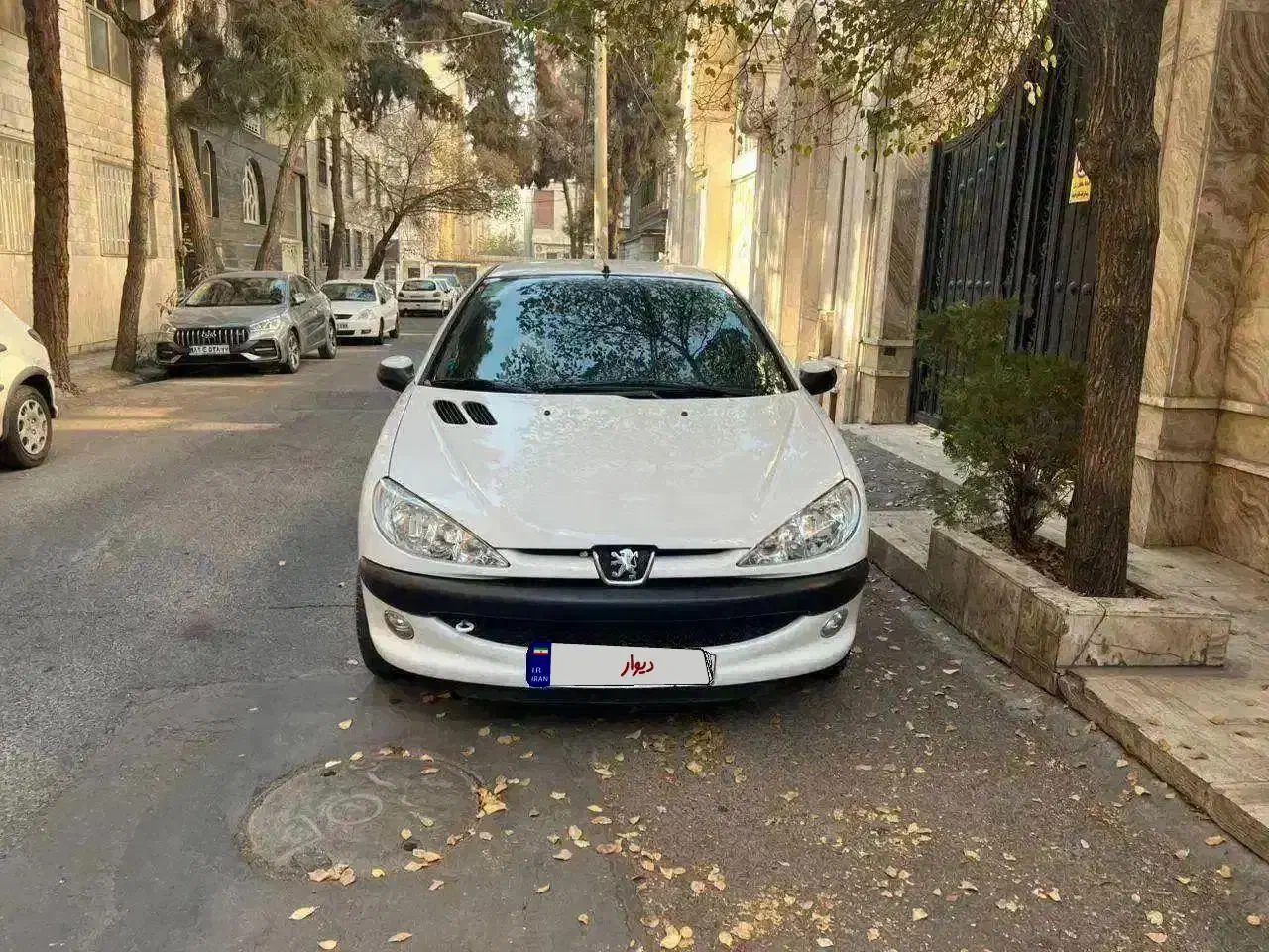 پژو ۲۰۶ مدل ۹۷ بدون رنگ وبدون نقطه کاملا مشابه صفر|خودرو سواری و وانت|تهران, تهرانپارس غربی|دیوار