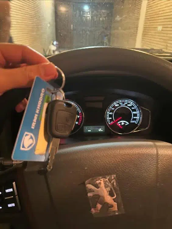 پارس سال صفر موتور جدید ۱۴۰۱|خودرو سواری و وانت|اصفهان, شهرک کاوه|دیوار