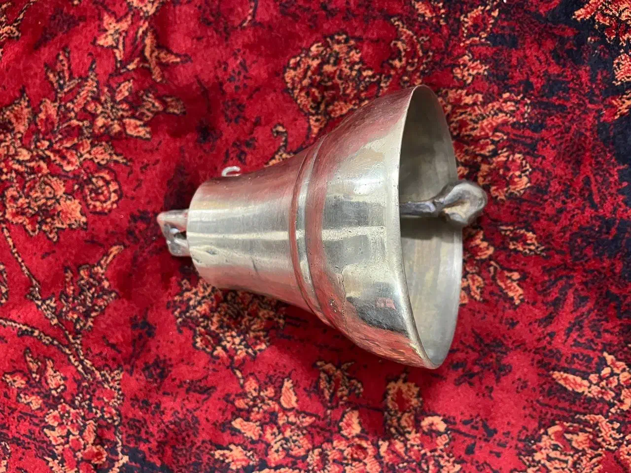 زنگوله عتیقه|کلکسیون اشیاء عتیقه|مشهد, ایثار|دیوار