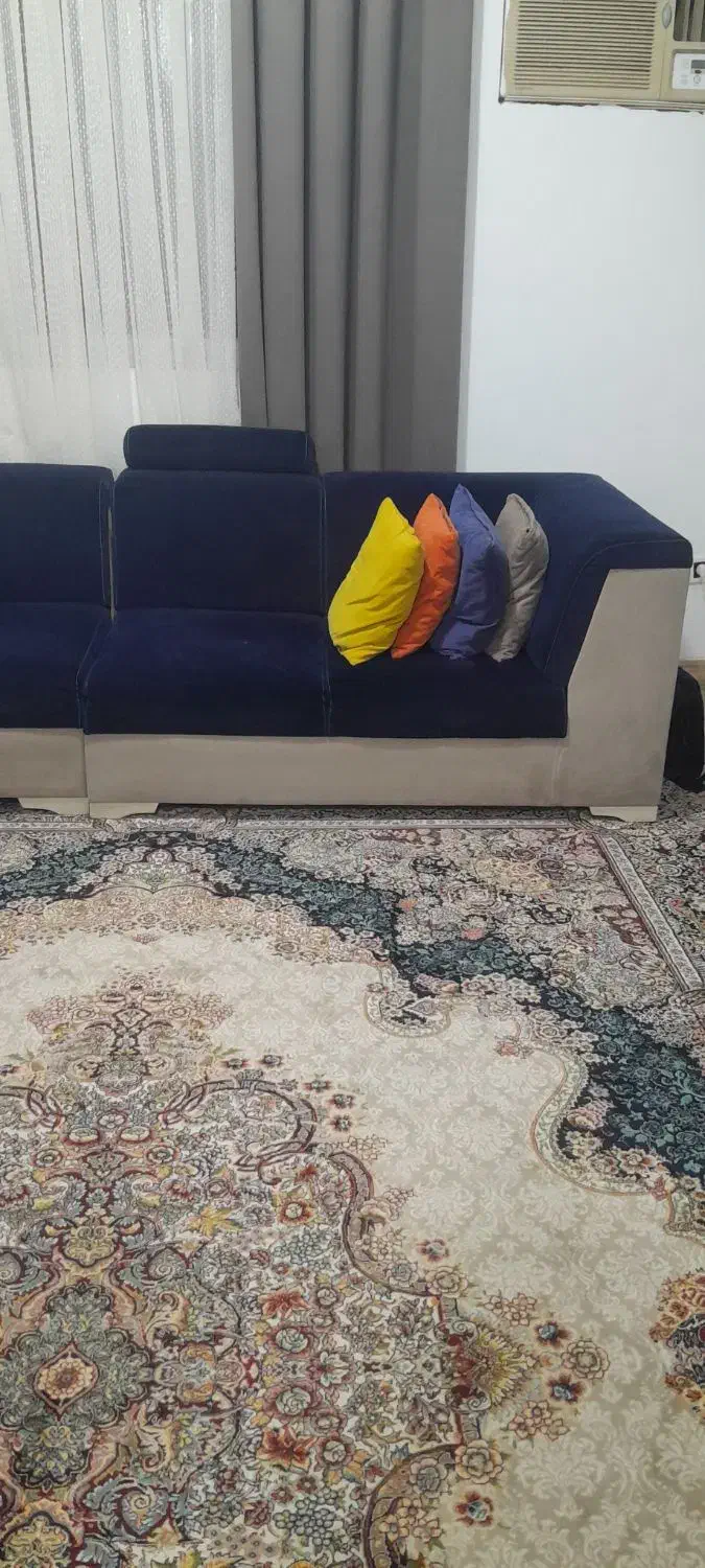 مبل ال ۶ نفره و تخت خواب ۲ نفره|مبلمان خانگی و میز عسلی|دابودشت, |دیوار