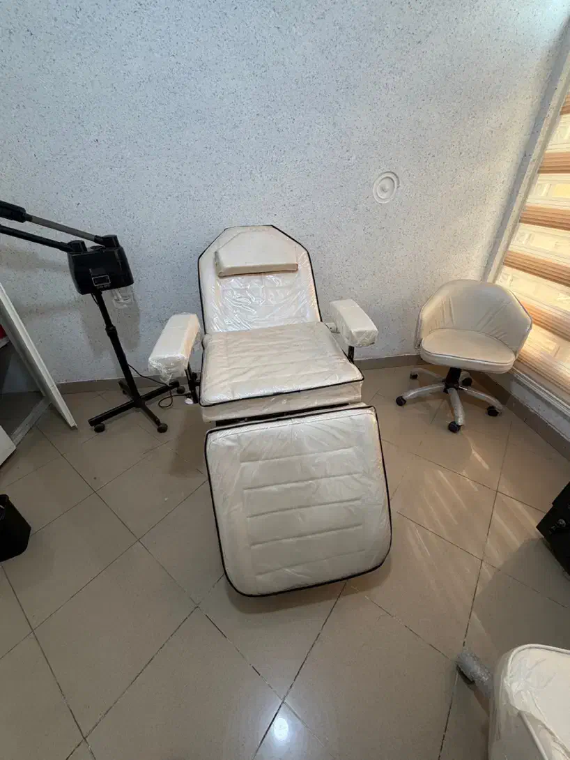 آرایشگاه|آرایشگاه و سالن‌های زیبایی|تهران, آهنگ|دیوار