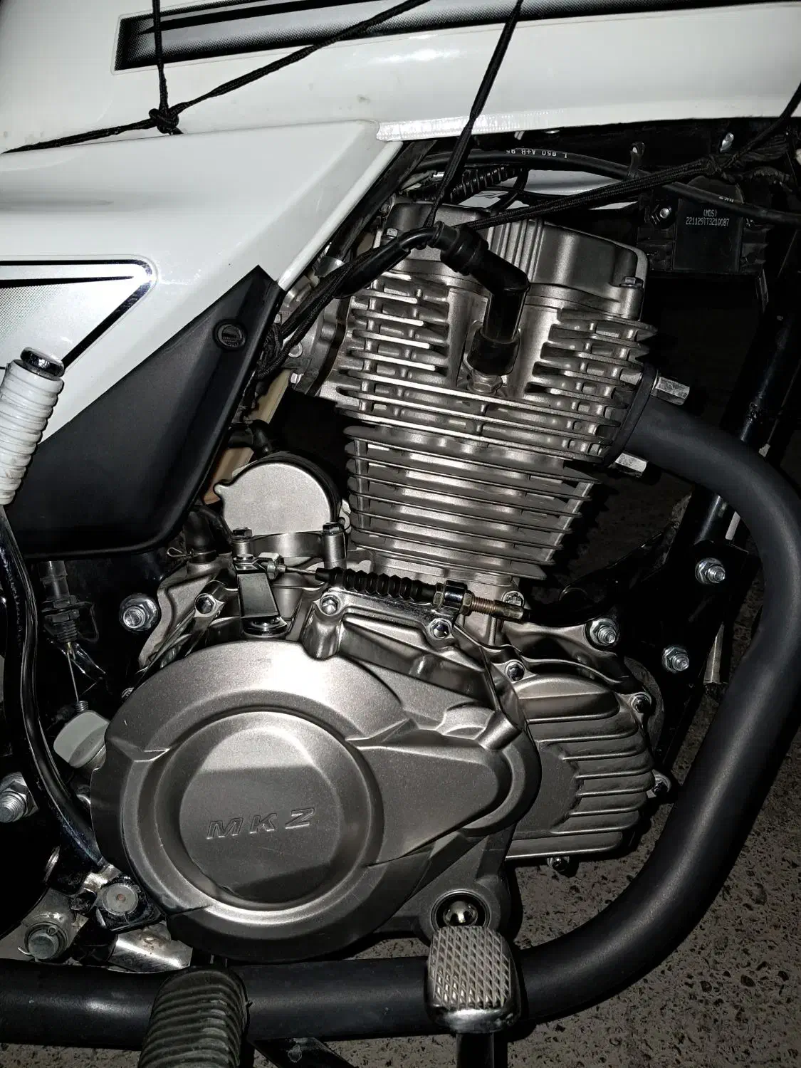 ۲۰۰cc مدارک کامل کارت سوخت بیمه و..|موتورسیکلت|الشتر, |دیوار