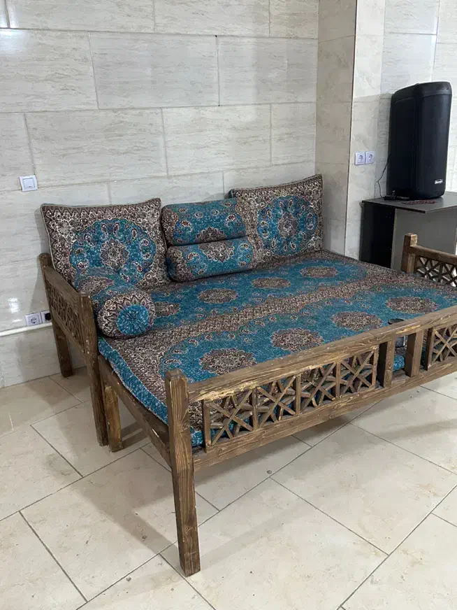 تخت و میز و صندلی چوبی|کافیشاپ و رستوران|کرج, کمالشهر|دیوار