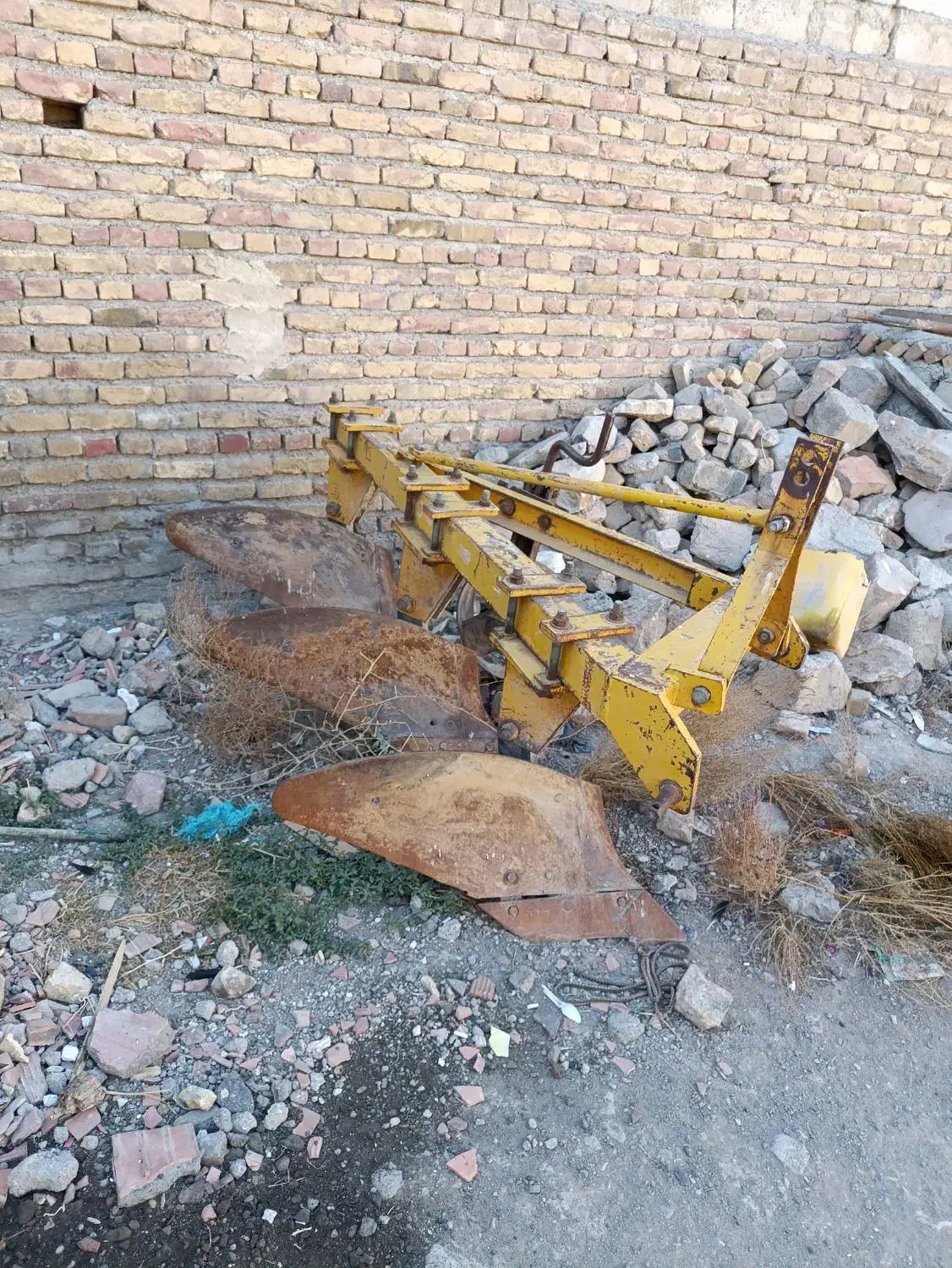 گاوآهن|ماشین‌آلات صنعتی|هریس, |دیوار