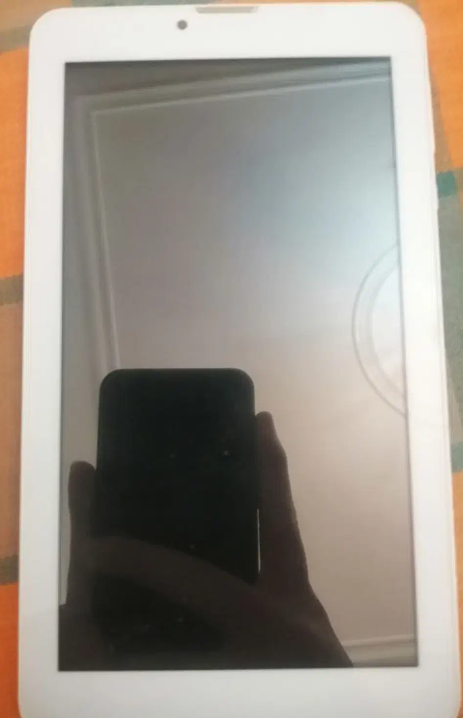 تبلت مارشال نو|تبلت|رشت, منظریه|دیوار