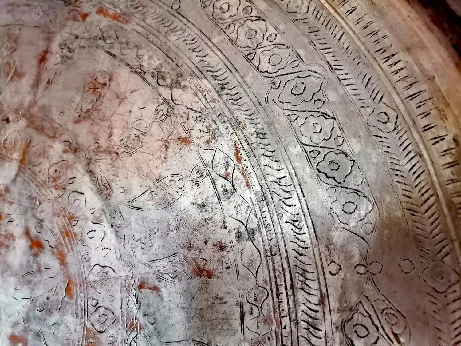 عتیقه مجمعه مسی بزرگ. قلمکاری|کلکسیون اشیاء عتیقه|قم, باجک یک|دیوار