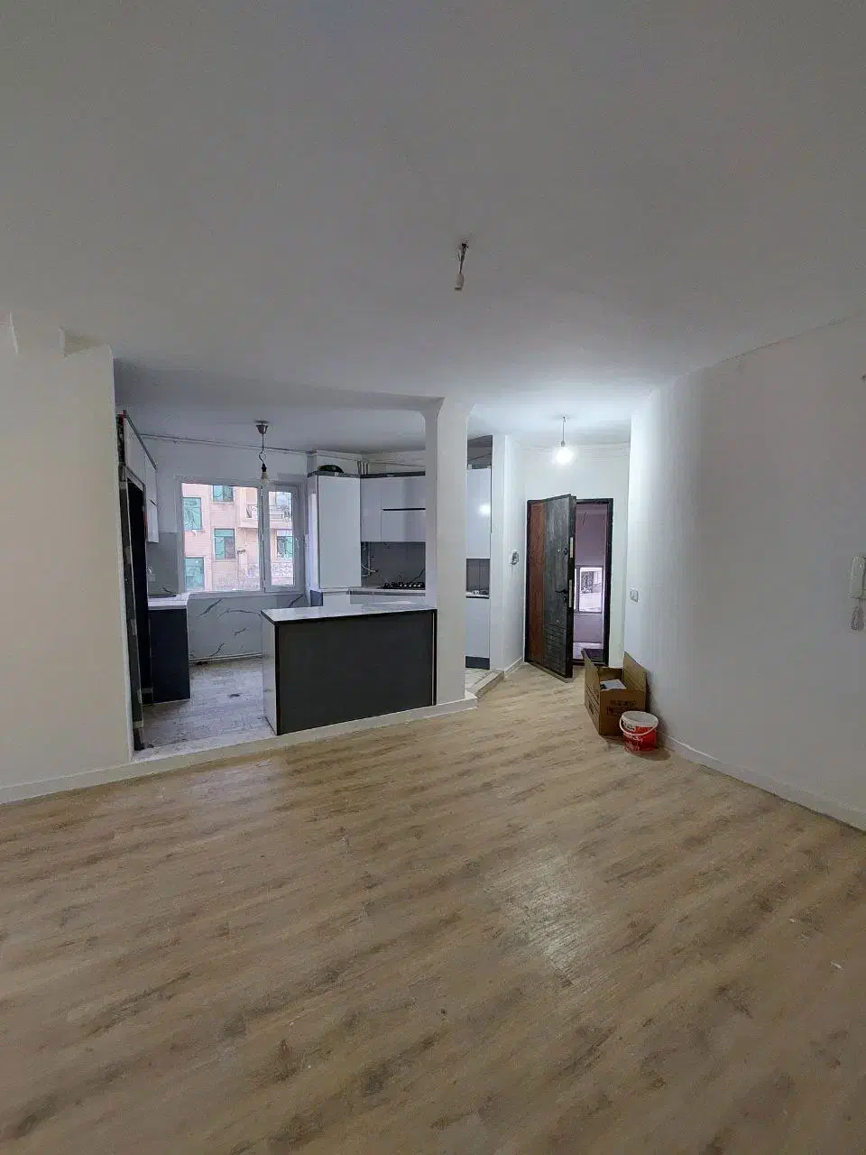 واحد سندار ۱۱۰ متری / فروش فوری / فاز ۲|فروش آپارتمان|هشتگرد, فاز ۲ مهستان|دیوار