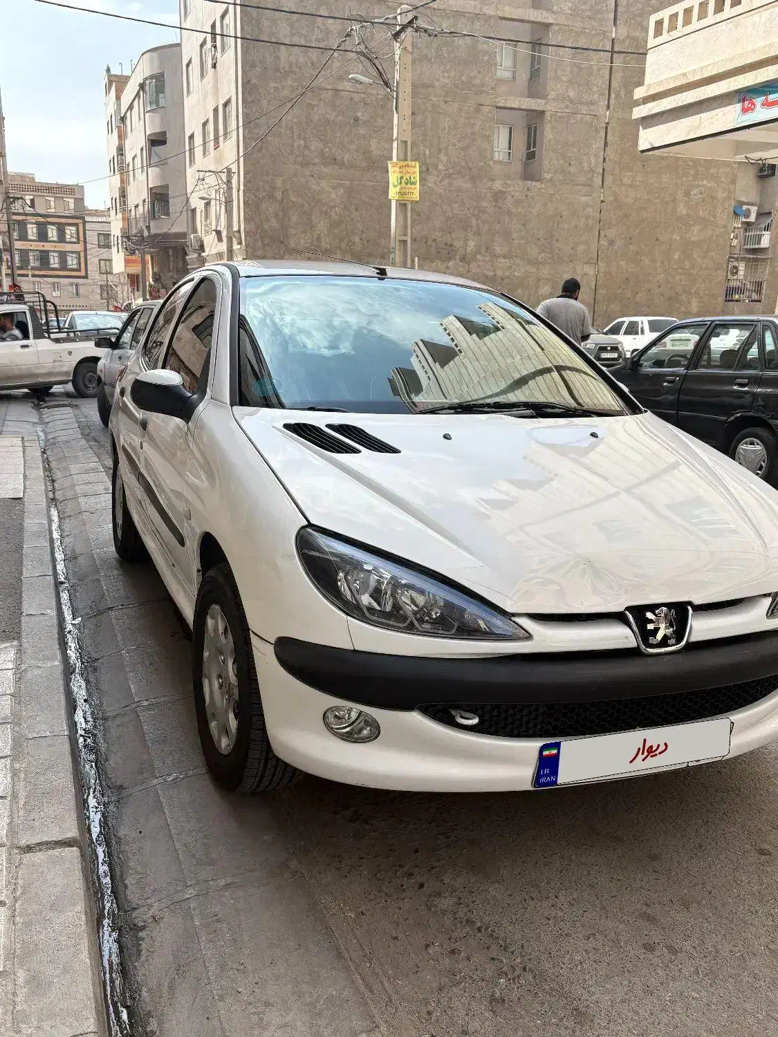 206 سفید|خودرو سواری و وانت|کرج, حیدرآباد|دیوار