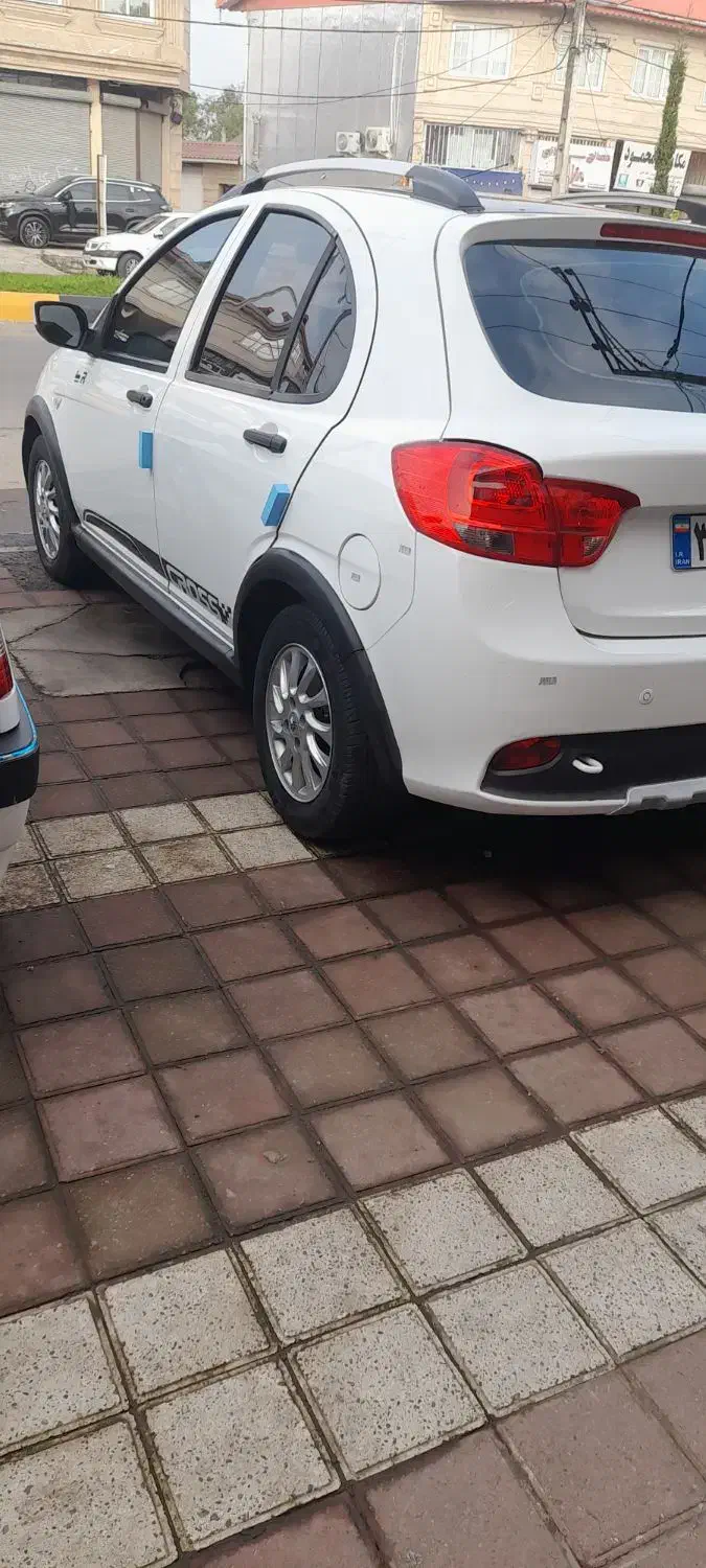 کوئیک ار در حد صفر|خودرو سواری و وانت|لاهیجان, بازکیاگوراب|دیوار