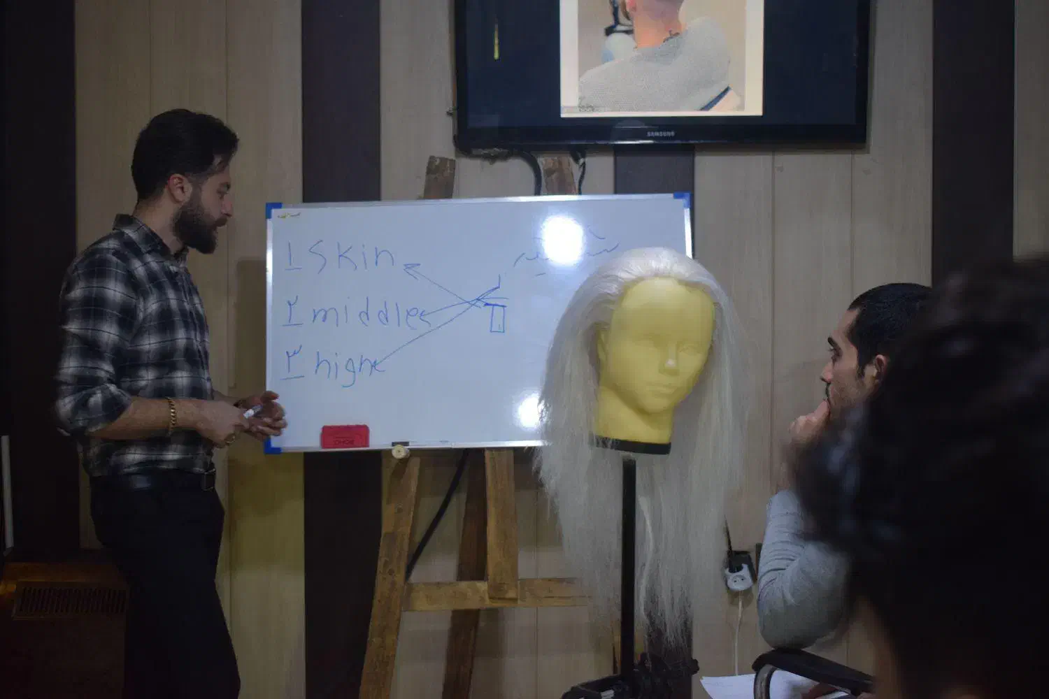 آموزشگاه فنی حرفهای فوق تخصصی آرایشگری مردانه|خدمات آموزشی|ارومیه, |دیوار