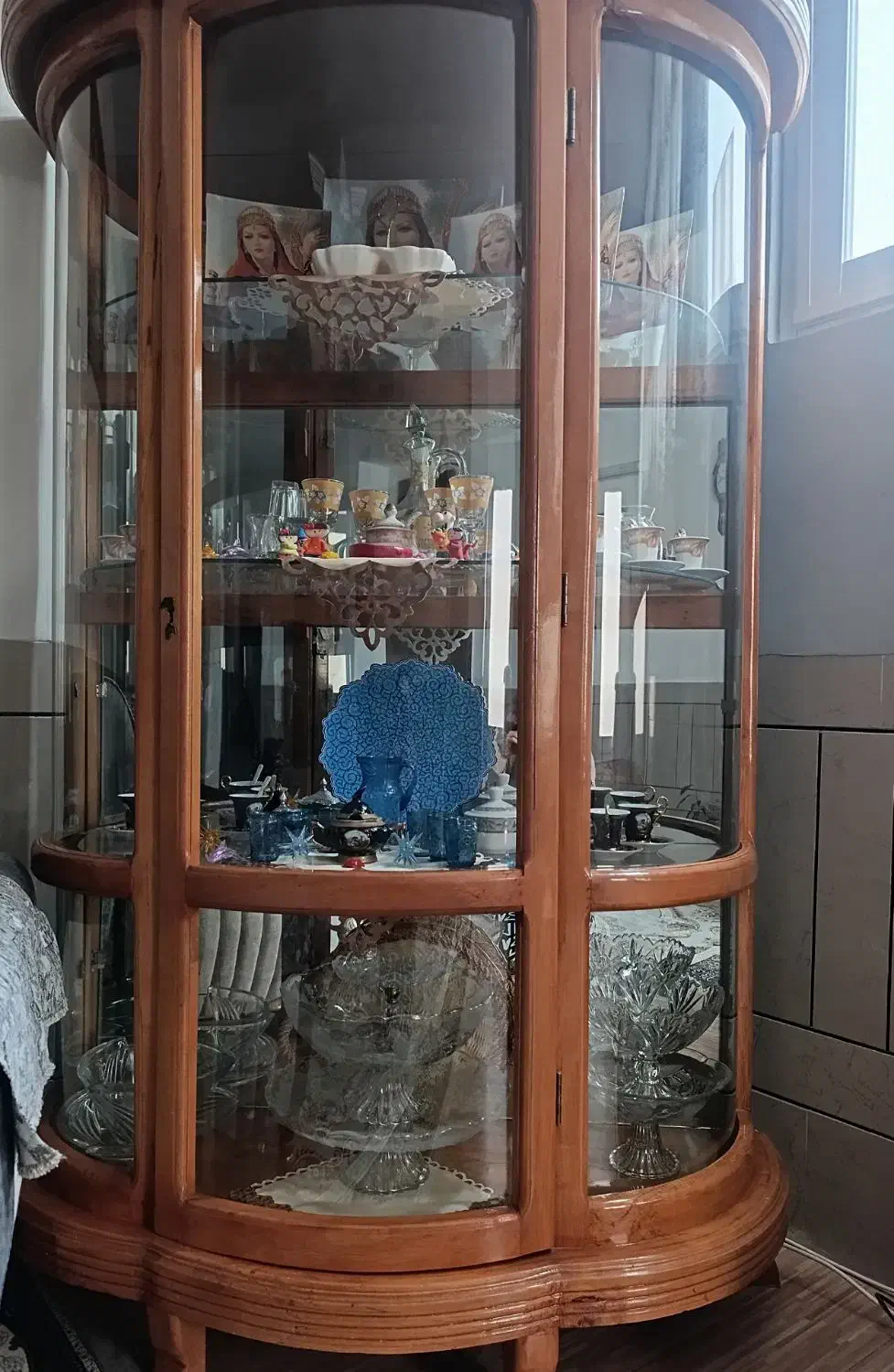 ویترین چوبی ،سالم|بوفه، ویترین، کنسول|فلاورجان, |دیوار