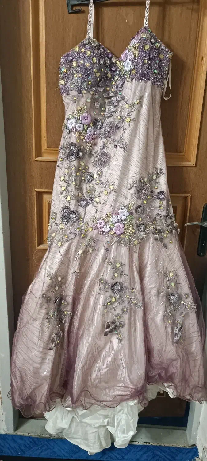 لباس مجلسی|لباس|مشهد, ابوذر|دیوار