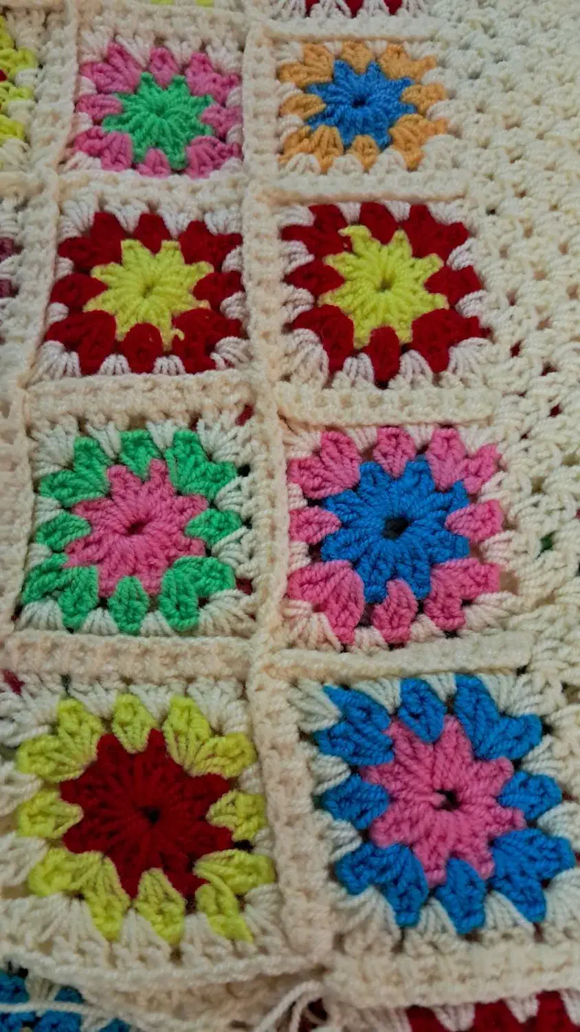 شنل ۱۰۰ تیکه دست بافت شیک|لباس|قم, سالاریه|دیوار