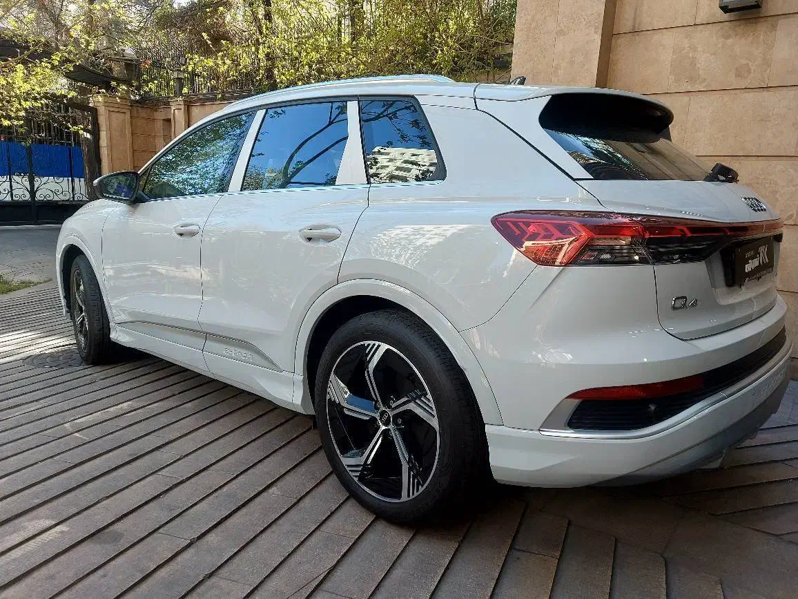 Audi Q4-40 etron 2025|خودرو سواری و وانت|تهران, کاشانک|دیوار