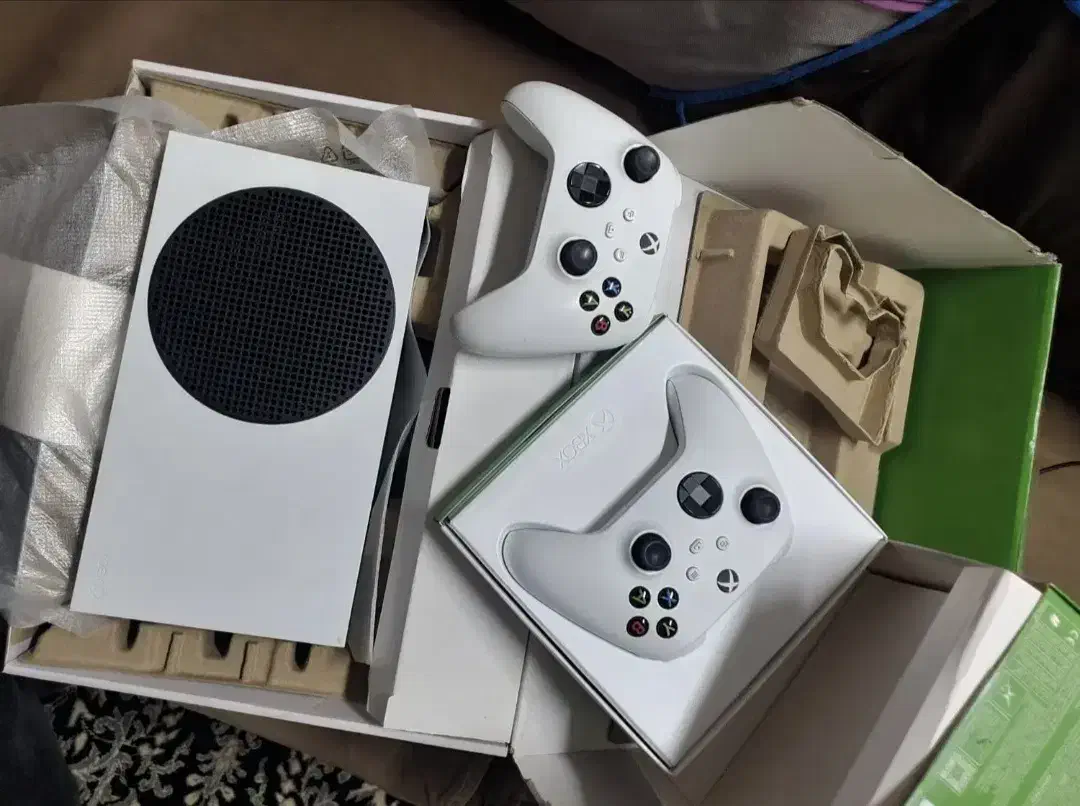 ایکس باکس سری اس Xbox series s|کنسول، بازی ویدئویی و آنلاین|کرمان, |دیوار