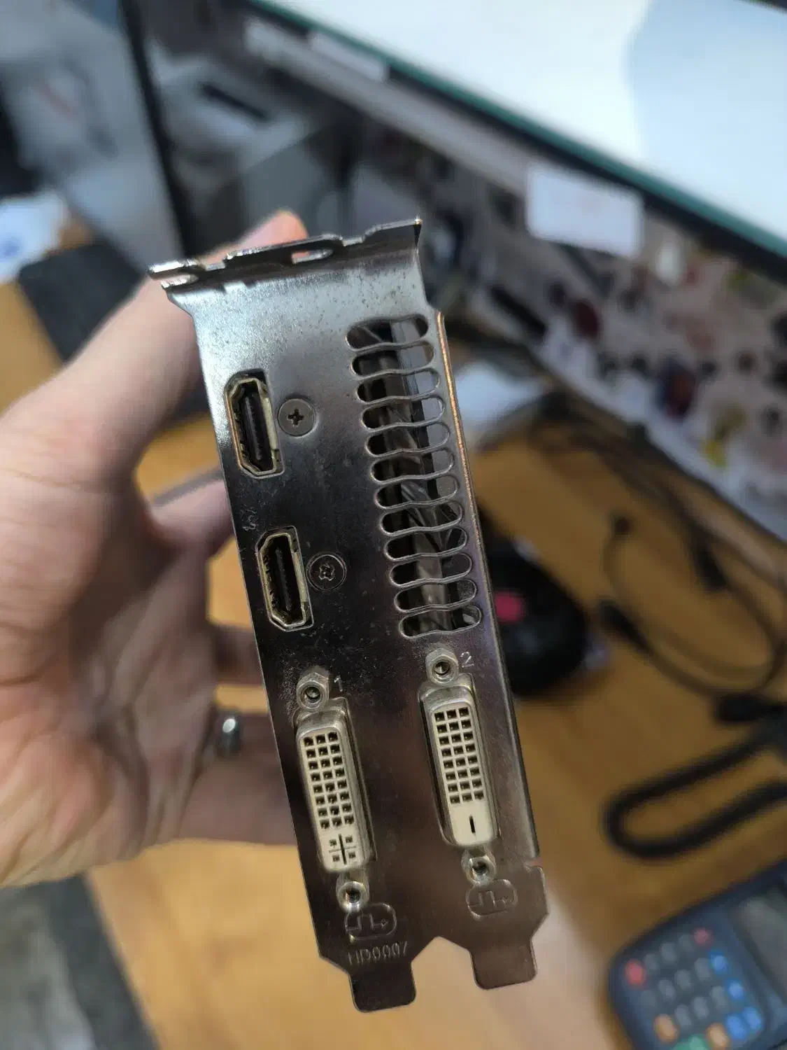 گرافیک ۲ گیگ ۷۵۰ oc|قطعات و لوازم جانبی رایانه|شیراز, ملاصدرا|دیوار