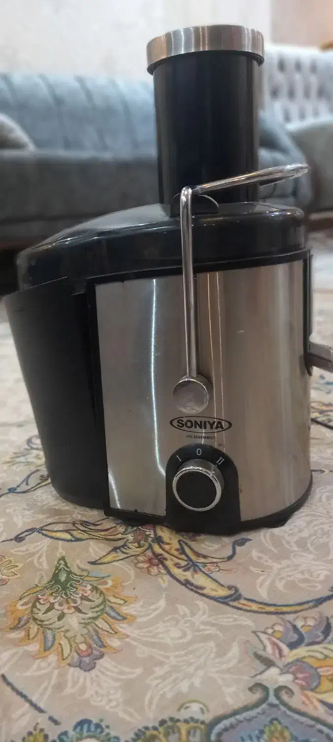 آبمیوه گیری سالم در حد نو|آبمیوه‌گیر و آب‌مرکبات‌گیر|اندیشه, اندیشه فاز ۵|دیوار