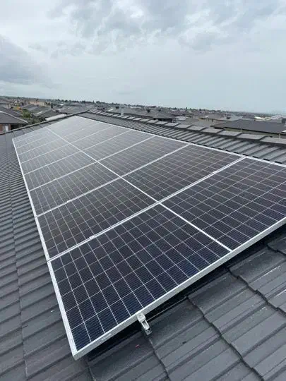 سیستم پنل خورشیدی تکفاز و ۳فاز|خدمات پیشه و مهارت|سنندج, |دیوار