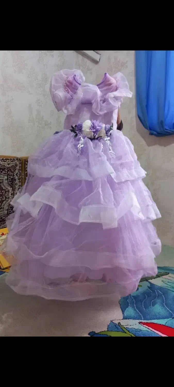 لباس عروس بچگانه|کفش و لباس بچه|رشت, جماران|دیوار