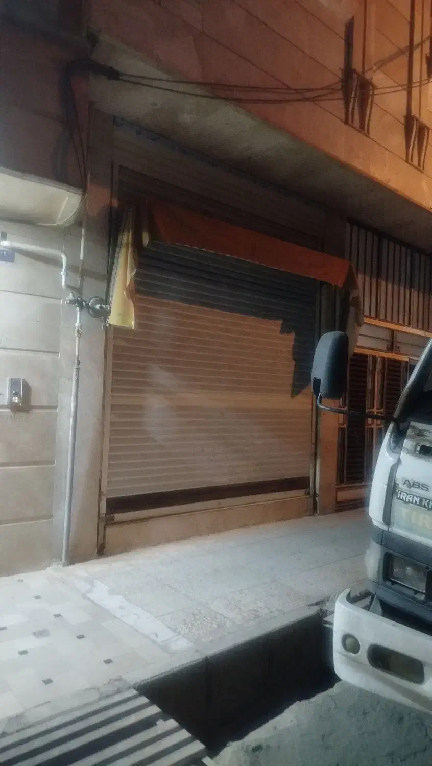 اجاره انباری یامغازه برای انباری یا پخش|اجارهٔ مغازه و غرفه|قم, ولیعصر|دیوار