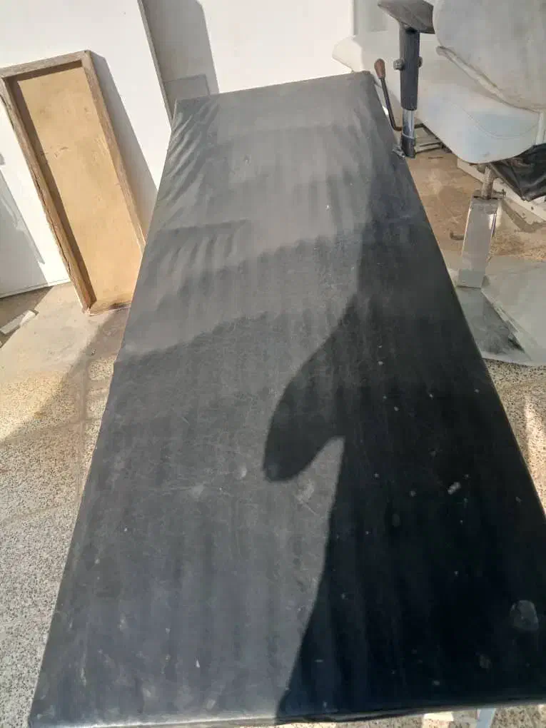 لوازم تخت اپلاسیون صندلی آرایش و کمد باکس ناخن|آرایشگاه و سالنهای زیبایی|گنبد کاووس, |دیوار