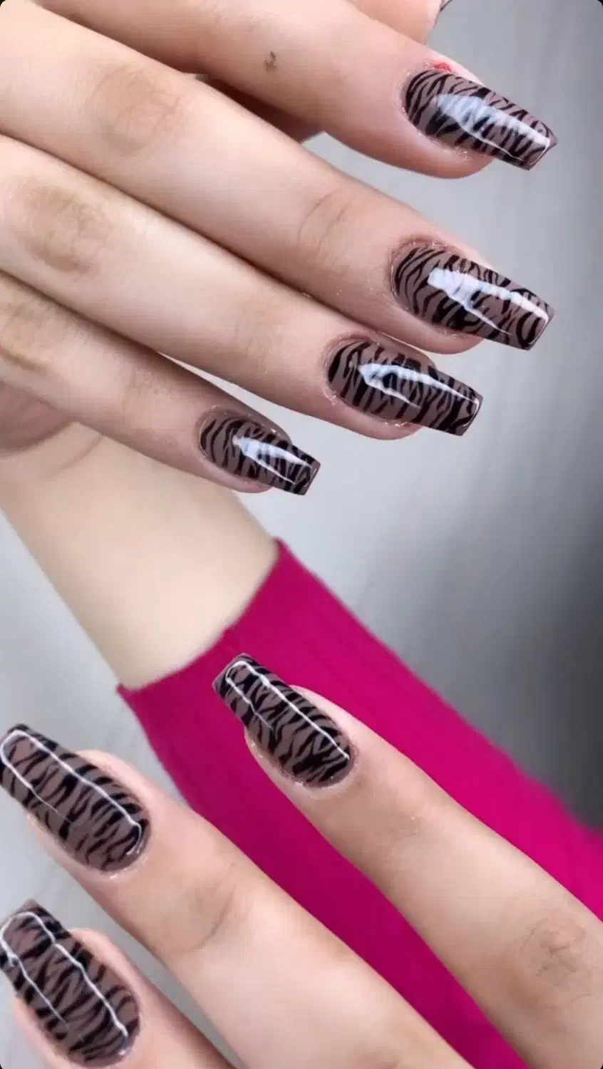 کاشت ناخن|خدمات آرایشگری و زیبایی|خوی, |دیوار