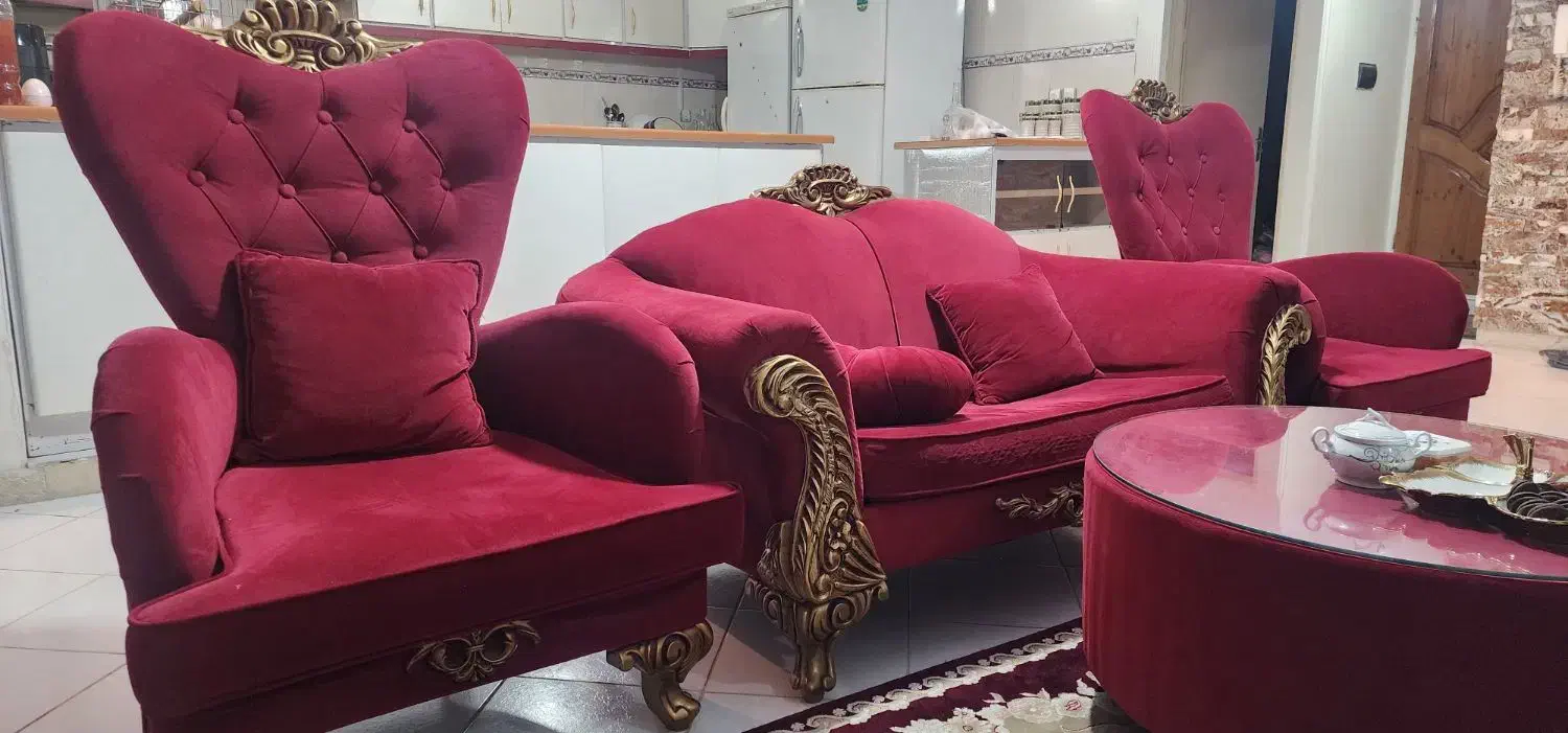 مبل ۹نفره در حد|مبلمان خانگی و میز عسلی|هشتگرد, فاز ۱ مهستان|دیوار