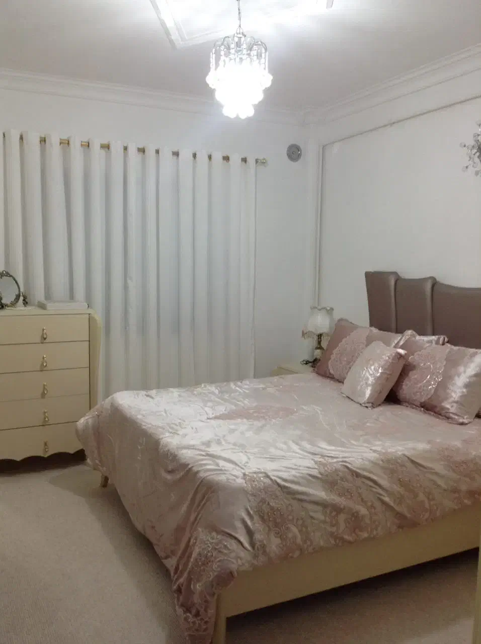 فروش فوری سرویس خواب  سنا مثل نو|تخت و سرویس خواب|رشت, منظریه|دیوار