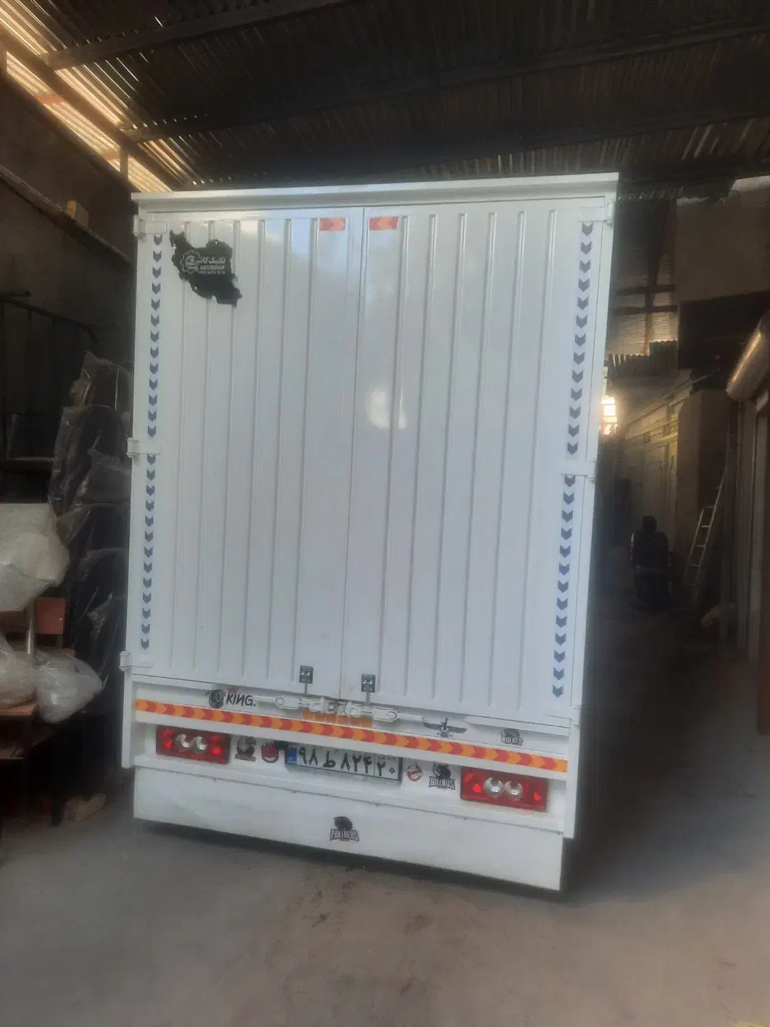 فور f38|خودرو سنگین|صحنه, |دیوار