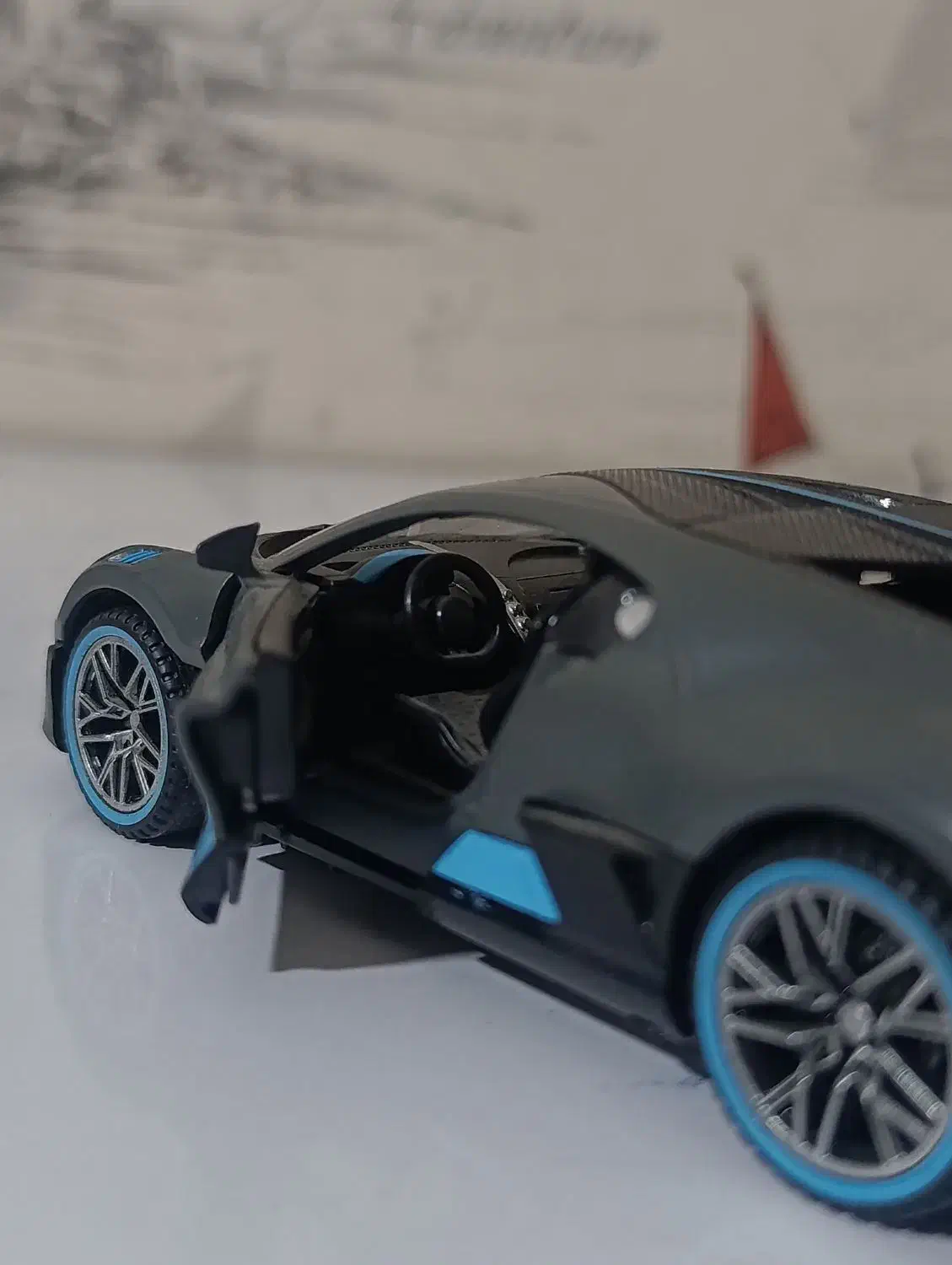 بوگاتی دیوو|اسباب‌‌بازی|شیراز, گلشن|دیوار