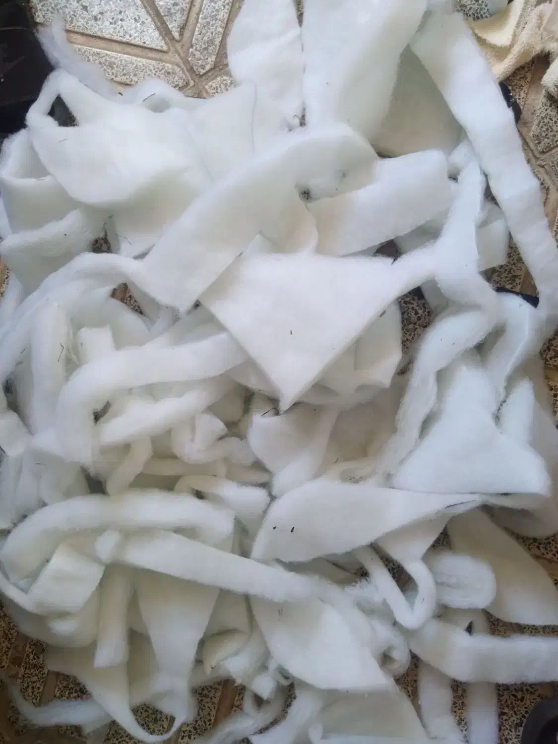 خرده پشم شیشه|رختخواب، بالش، پتو|تهران, شهرک شریفی|دیوار