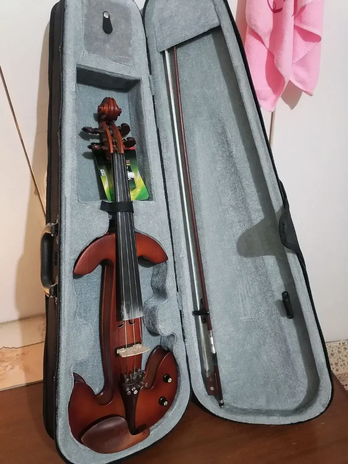 ویولن الکتریک فیش درشت|ویولن|اصفهان, بوزان|دیوار