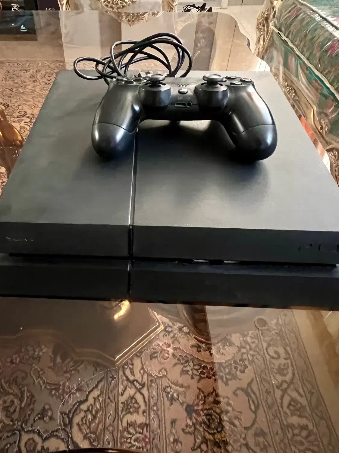 PS4 500 G با یک عدد دسته|کنسول، بازی ویدئویی و آنلاین|اصفهان, باغ زرشک|دیوار