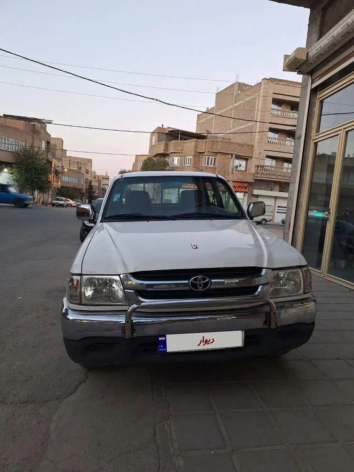 تویوتا هایلوکس ۲۰۰۲جفت کابین|خودرو سواری و وانت|کرمان, |دیوار