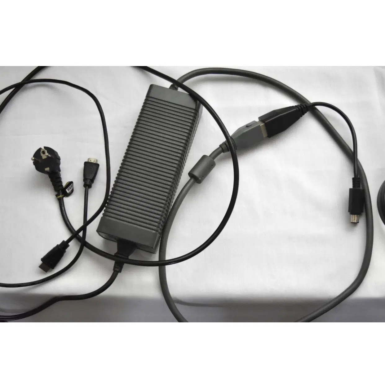 Xbox 360 دو دسته|کنسول، بازی ویدئویی و آنلاین|گرگان, |دیوار