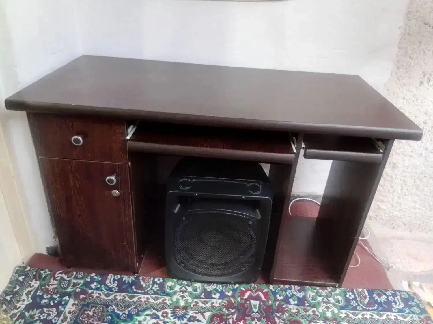 میزتحریروکامپیوتر|مبلمان اداری|اصفهان, لاله|دیوار