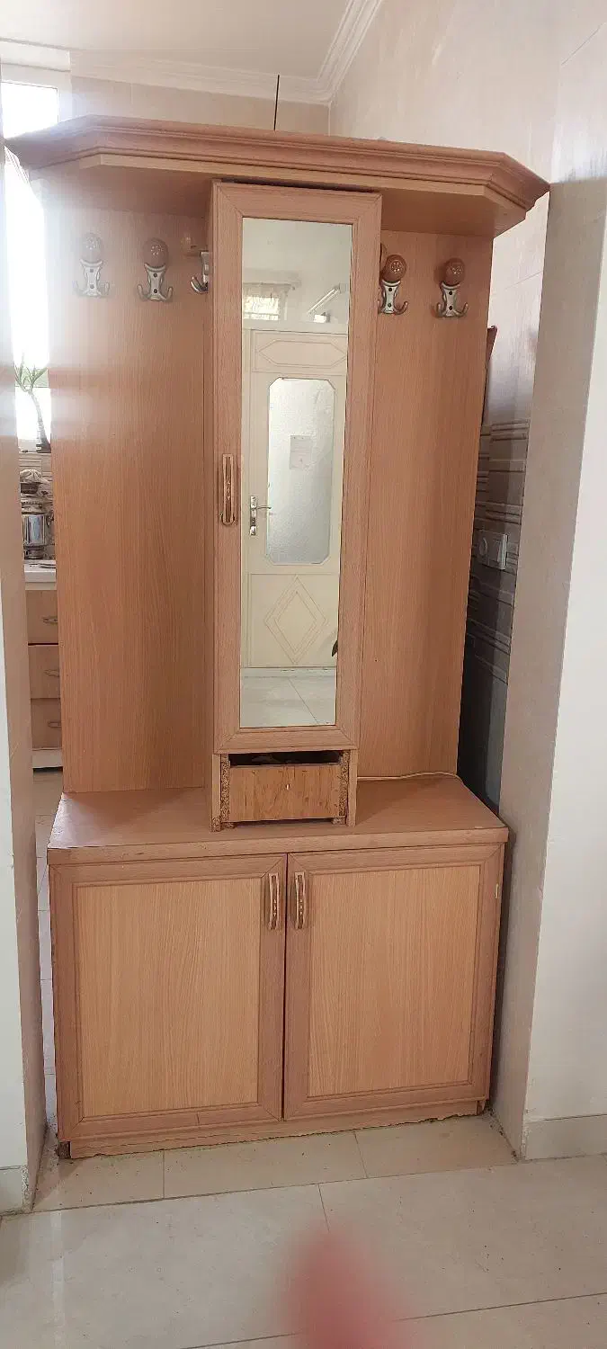 فروش تجهیزات دفتر کار زیر قیمت|دفتر کار|یزد, |دیوار