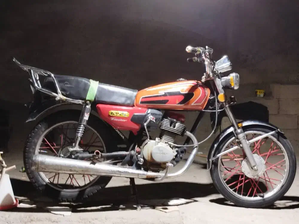 موتور ۱۲۵|موتورسیکلت|جیرفت, |دیوار