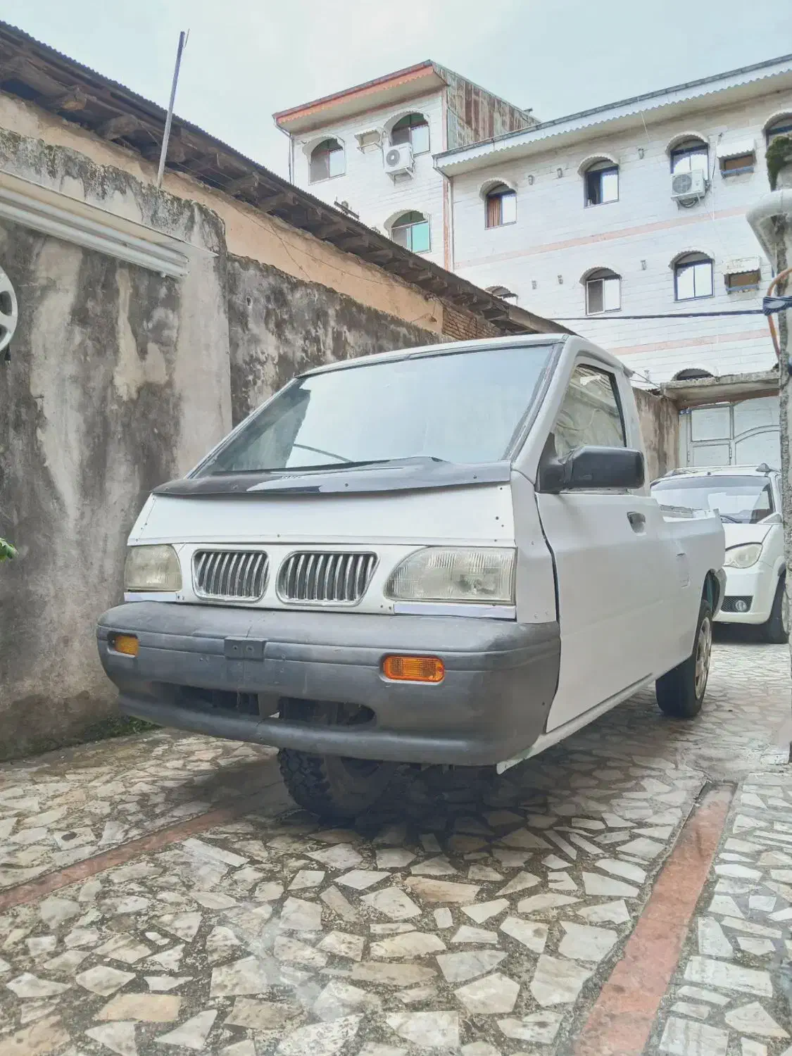 سه چرخ وانت|موتورسیکلت|رشت, ساغری سازان|دیوار