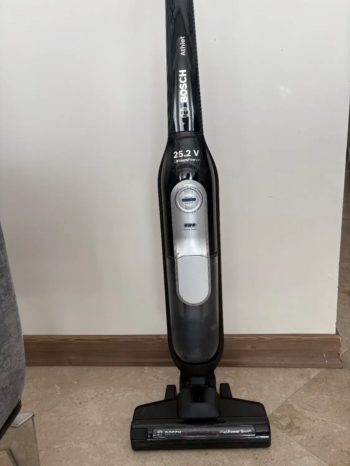 جارو شارژی بوش مدل 25.2v|جاروبرقی، جارو شارژی، بخارشو|تهران, دروس|دیوار