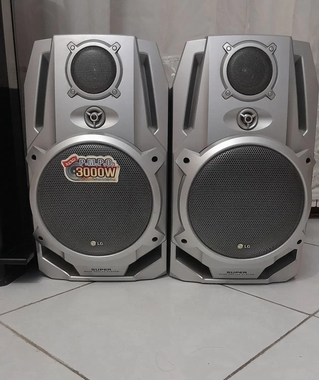 ضبط  سی دی خور ودوکاست ودوباند LG|سیستم صوتی خانگی|تهران, شهرک نفت|دیوار