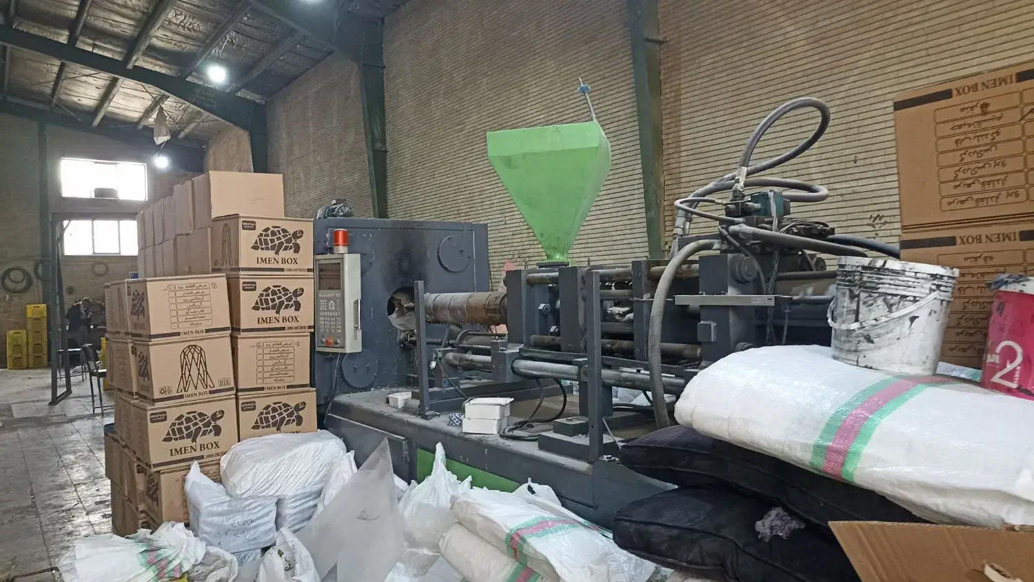 دستگاه تزریق پلاستیک|ماشین‌آلات صنعتی|مشهد, دانش|دیوار