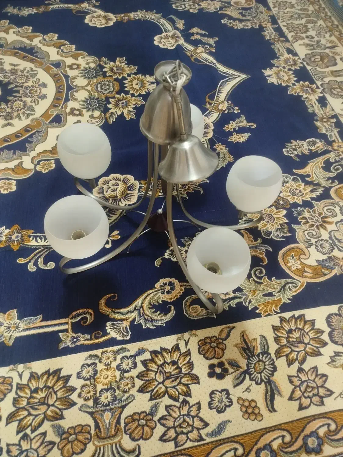 لوستر پنج شعله|لوستر و چراغ آویز|رباط‌کریم, الارد|دیوار