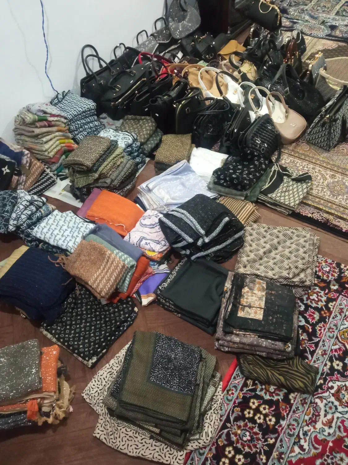 شال کیف روسری|لباس|اردبیل, |دیوار