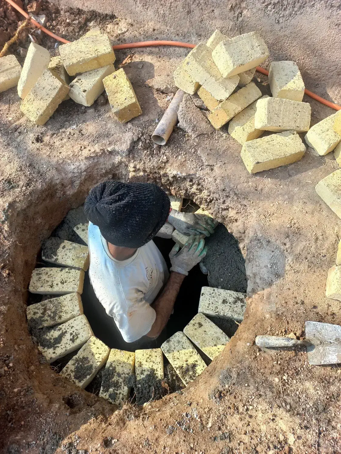 حفره چاه|خدمات پیشه و مهارت|الشتر, |دیوار