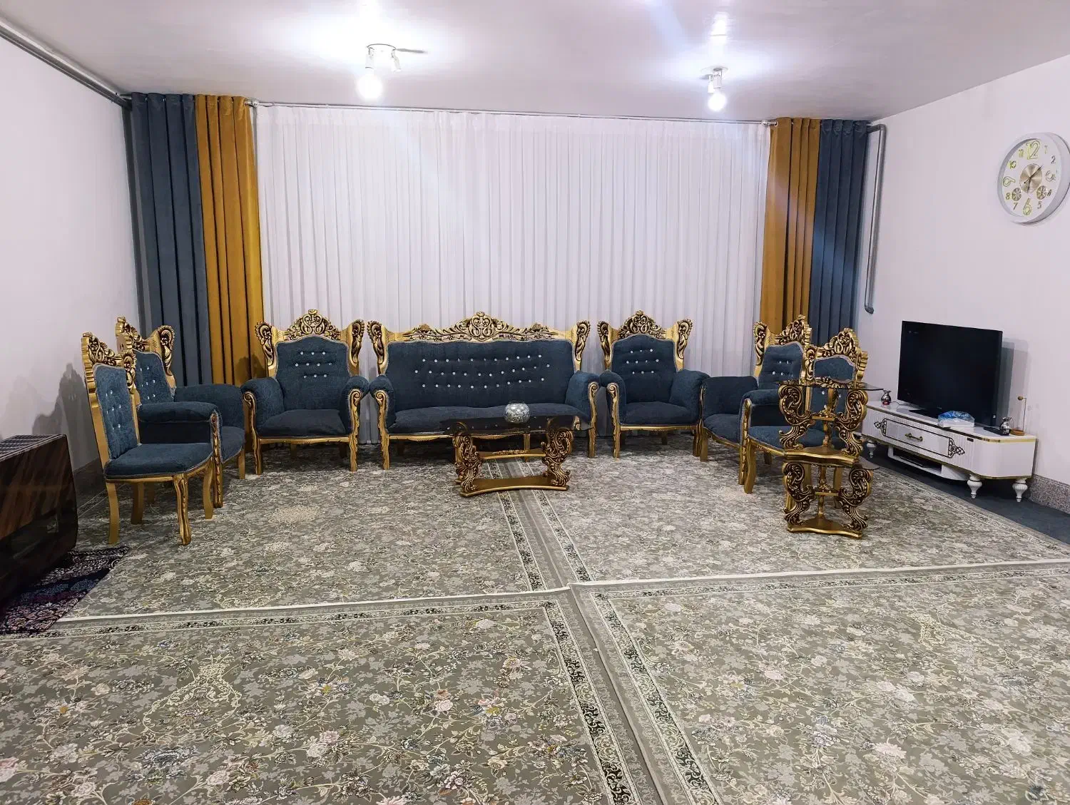 مبل سلطنتی 9 نفره|مبلمان خانگی و میز عسلی|جوانرود, |دیوار