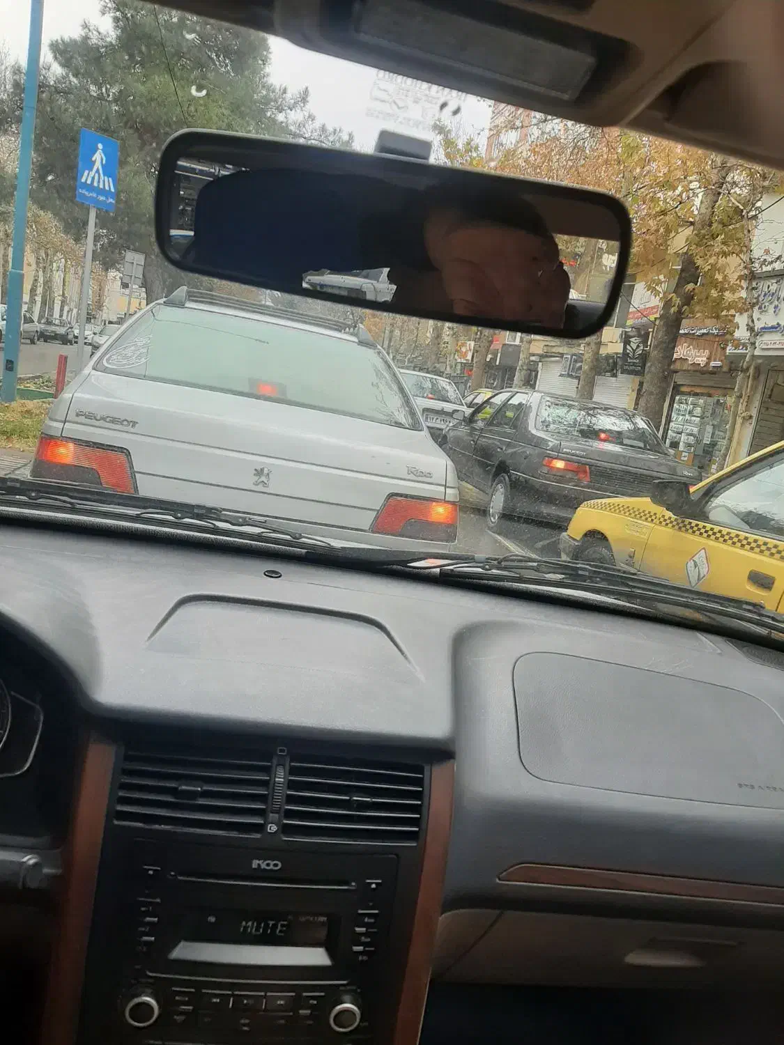 پژو پارس تیوفایو|خودرو سواری و وانت|بروجرد, |دیوار