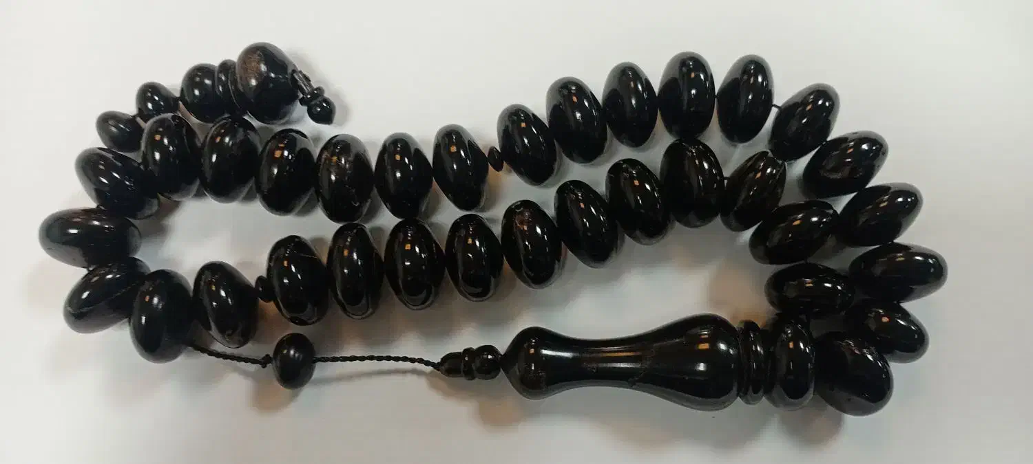 تسبیح یسر بی نظیر|جواهرات|ری, سرتخت|دیوار