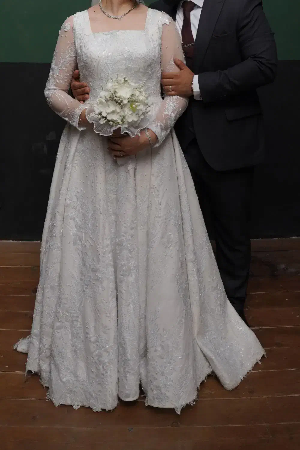 لباس عروس|لباس|فلاورجان, |دیوار